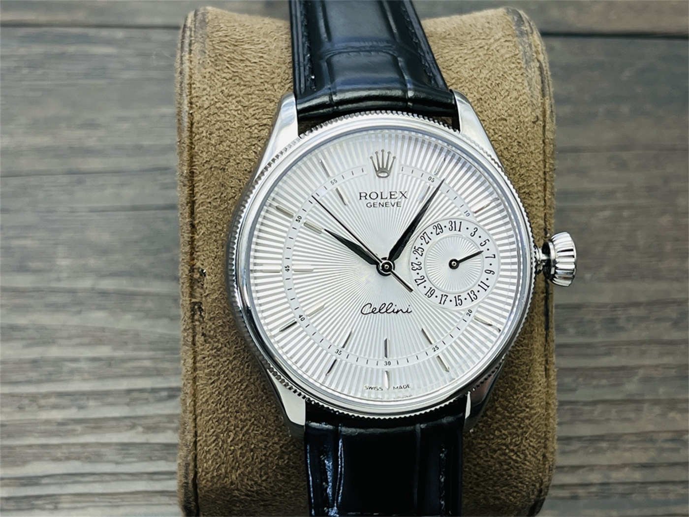 VR Factory Rolex Cellini White Dial Replica – Ref. 50519 Classic 39mm